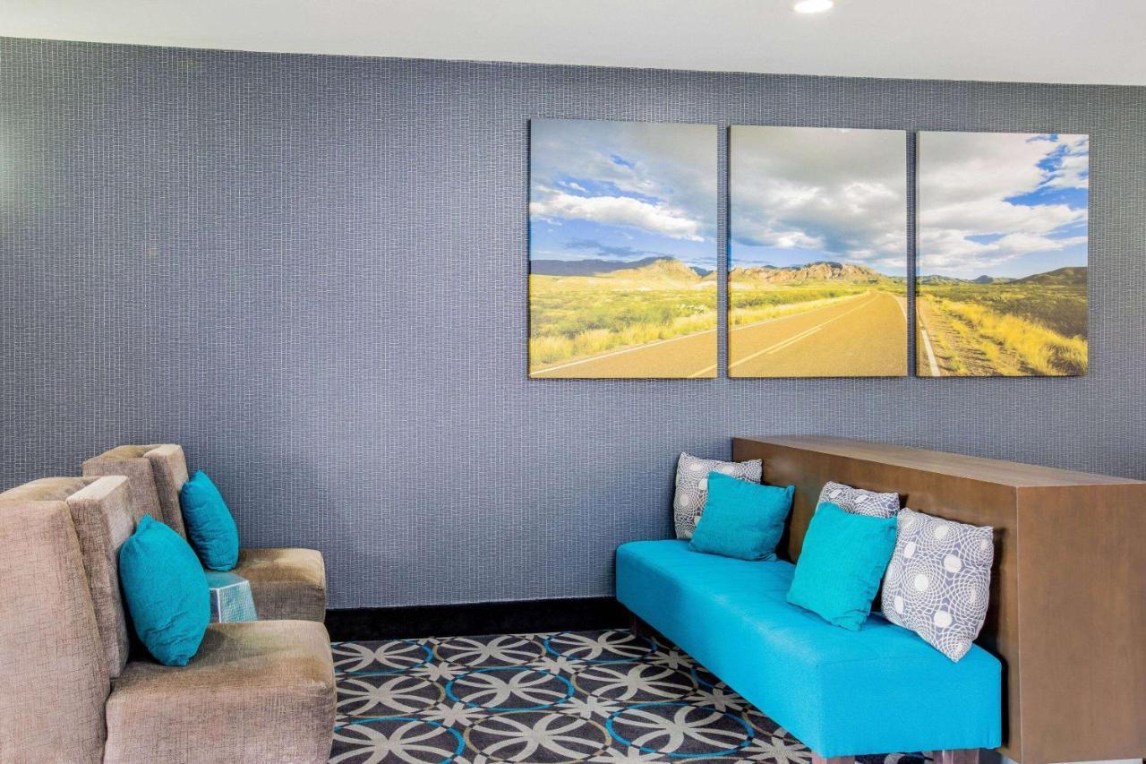 La Quinta By Wyndham Mission At West Mcallen Exterior photo